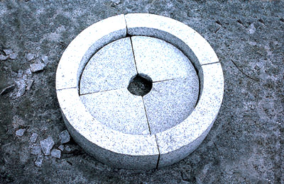 round kerb	