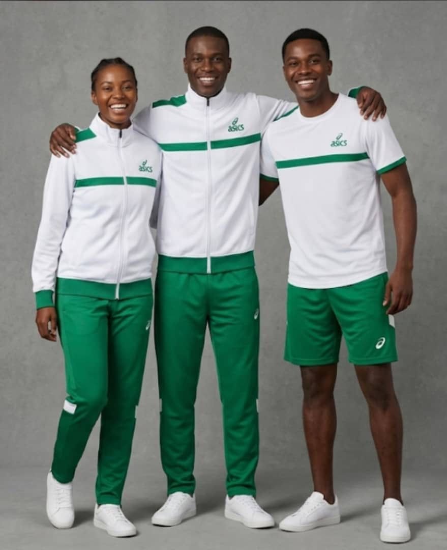 survêtement et maillot