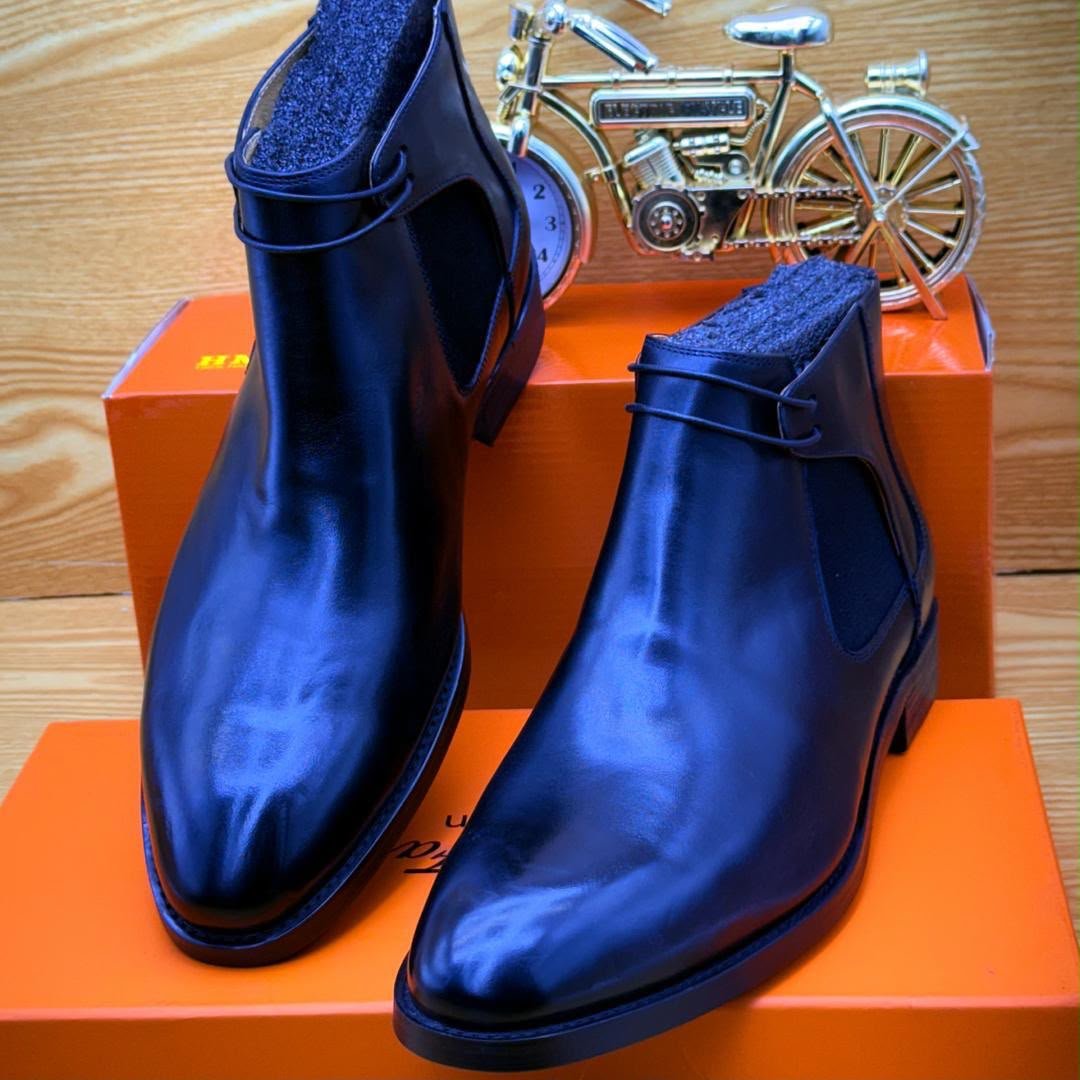 Pret  a porter:Vestes,chaussures,chemises, pentalons,ceintures et autres