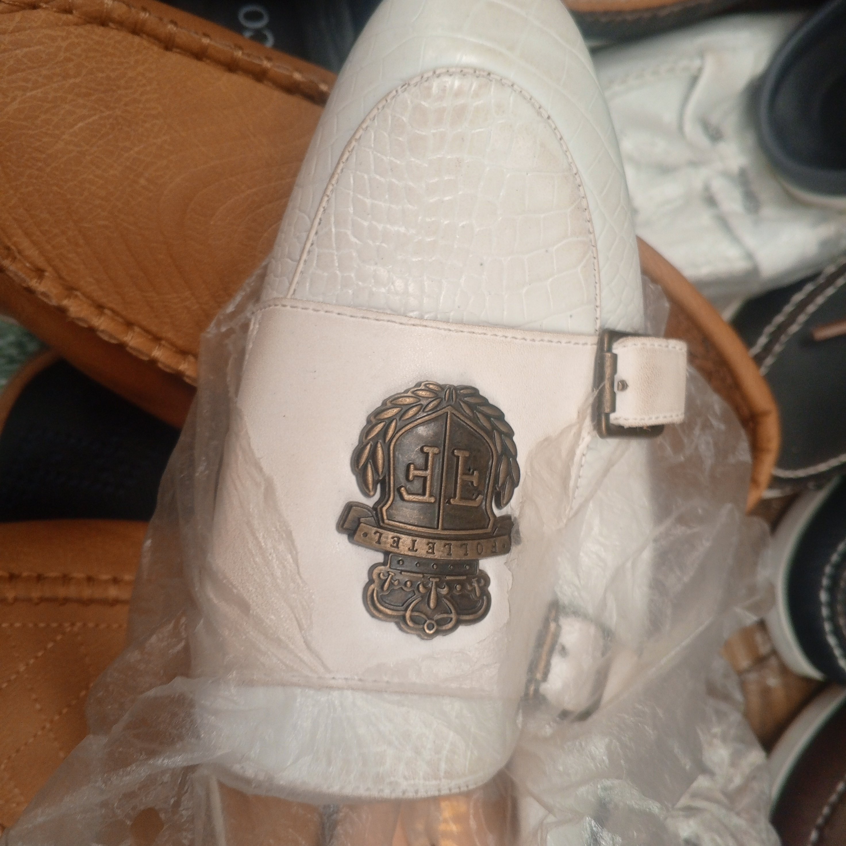 Chaussures, sandales, babouches,monde arabe