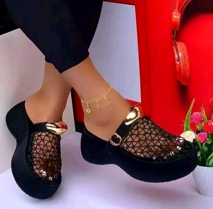 vêtements,sous vêtements et chaussures