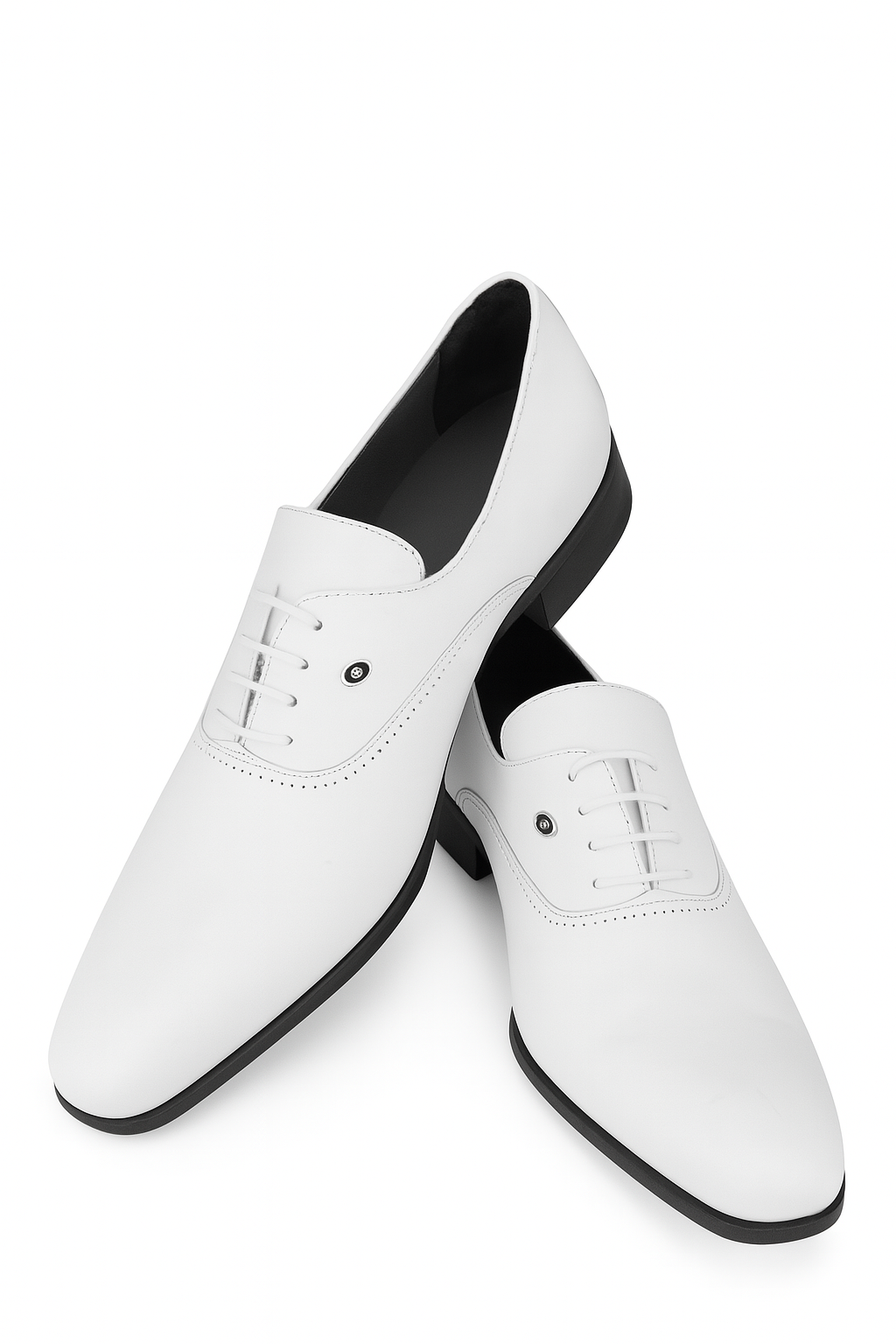 Elegant White Men's Shoes – Minimalism and Refinement