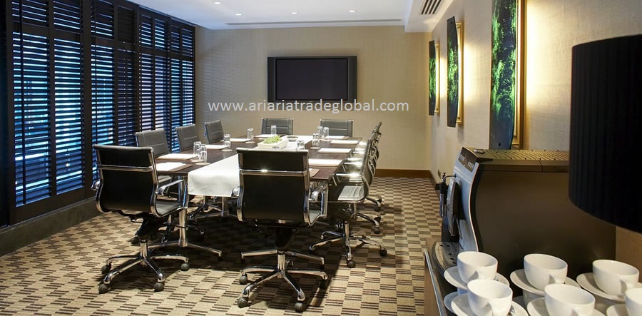 HOTEL MODERN CONFERENCE ROOM