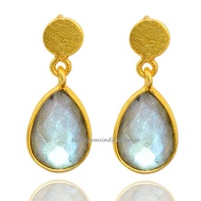 Lovely Natural Labradorite 7 * 10 m pear faceted gemstone 925 sterling silver earrings jewlery