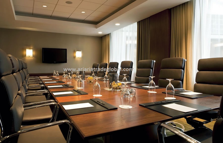 HOTEL MODERN CONFERENCE ROOM