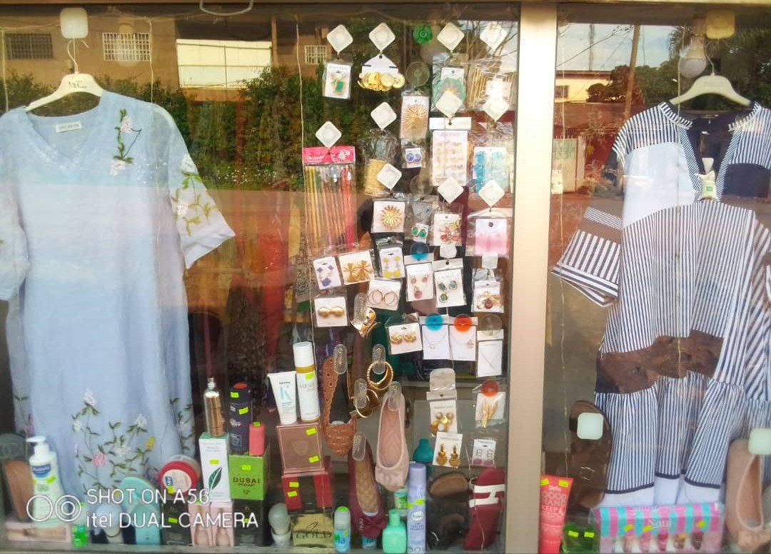 Chaussures, habile, babouche et accessoires