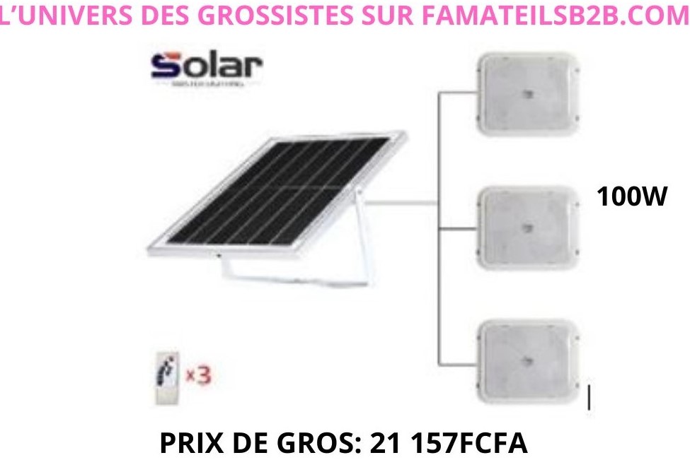 Un panneau solaire avec trois lumières de 100W