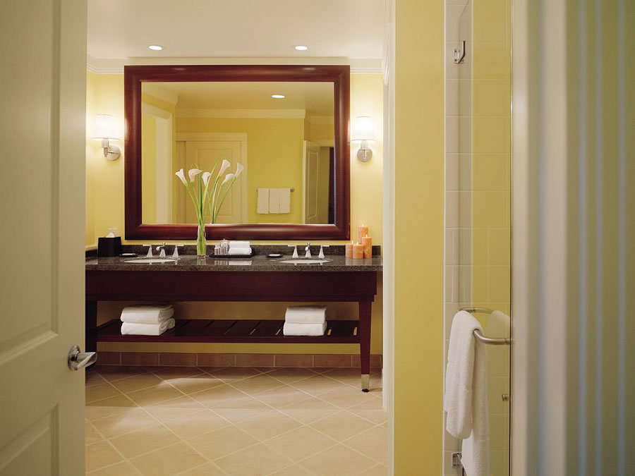 BATHROOM CABINET