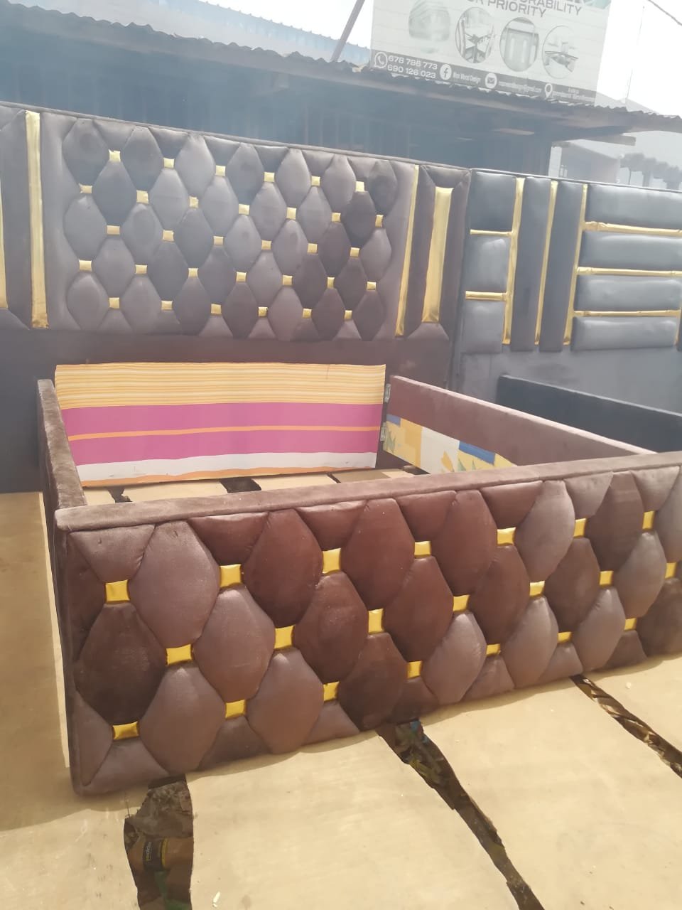 Lit et accessories