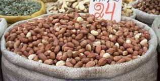 Striped peanuts in 100KG bag