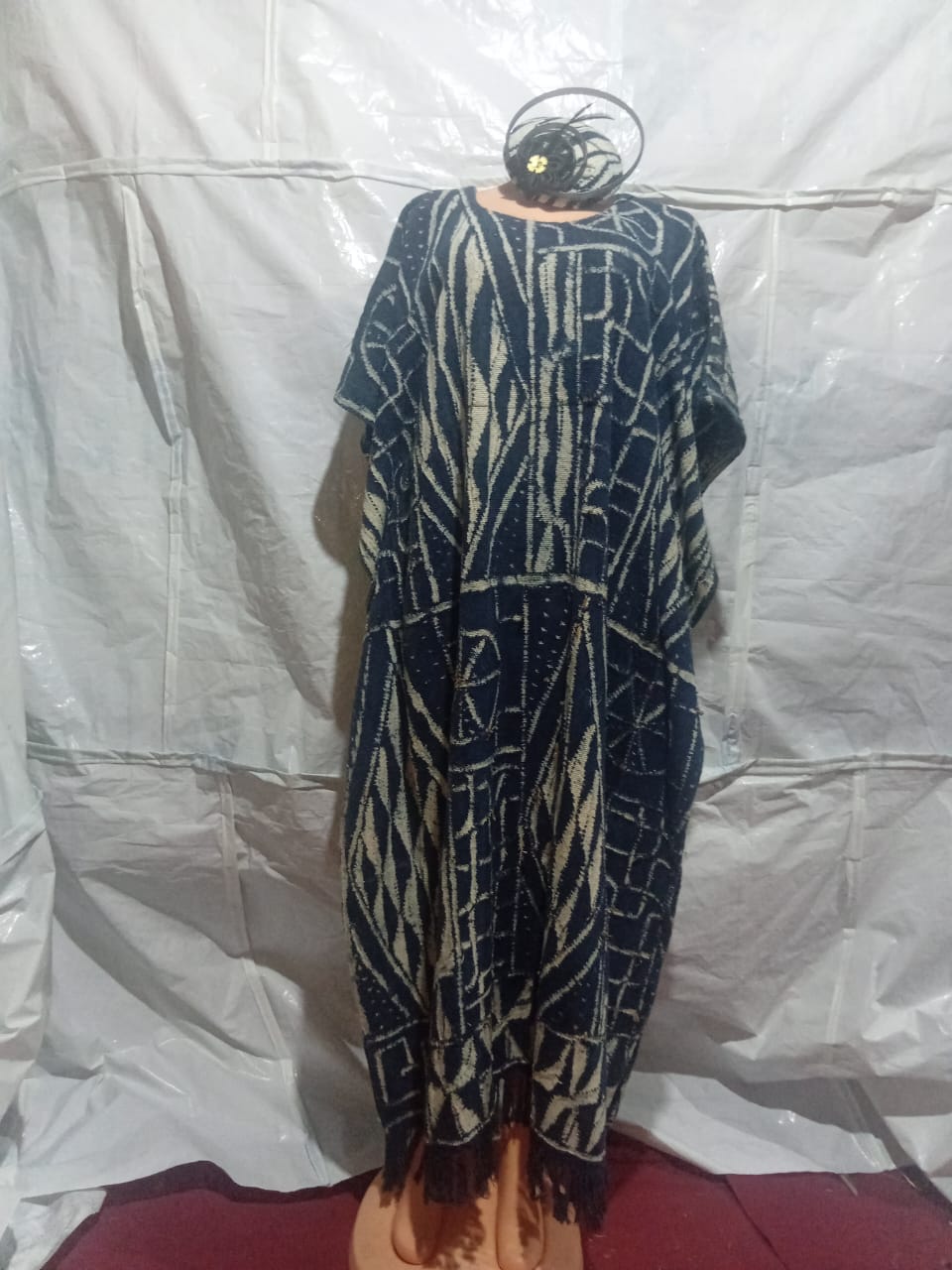 Robe traditionnelle artisanale – Élégance authentique