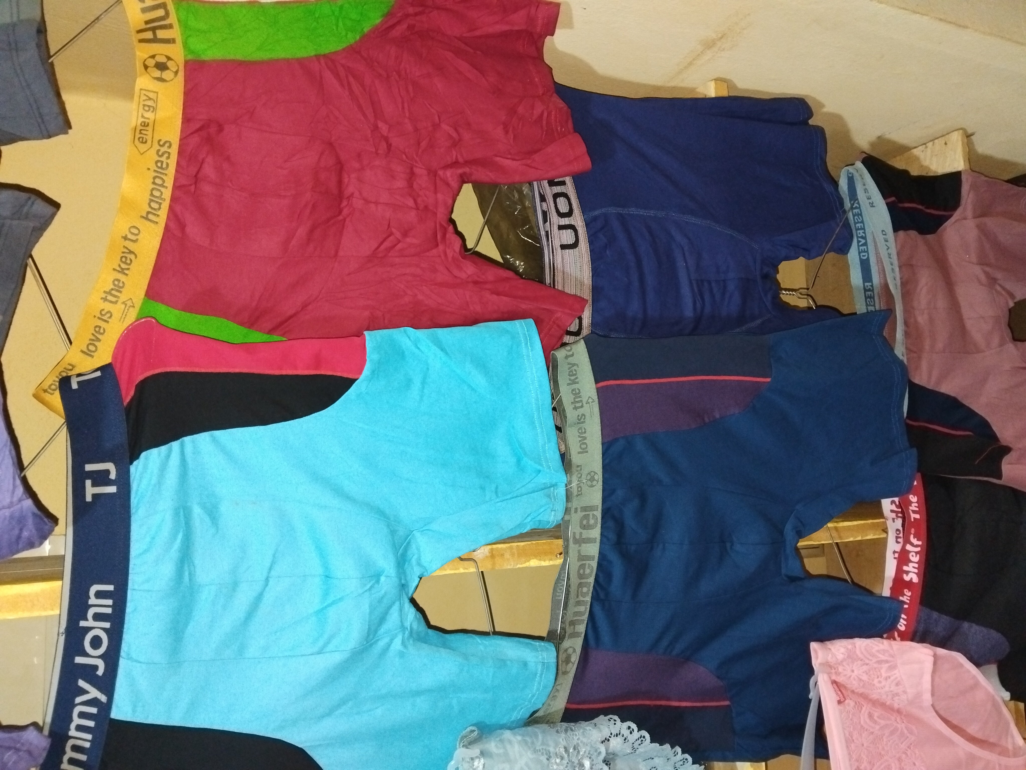 Lingeries Homm,Femmes et Enfa